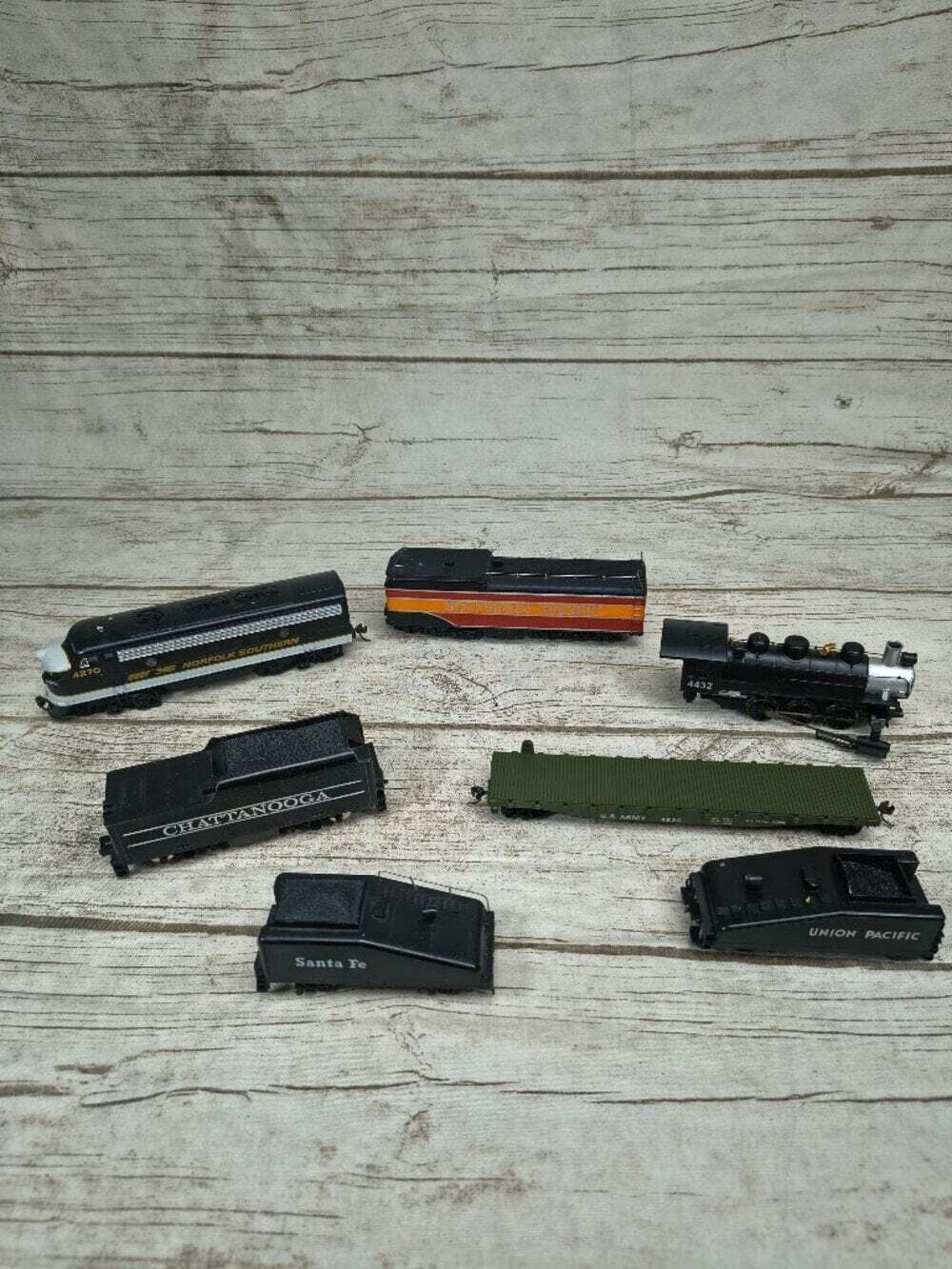 Lot of Bachmann Vintage and Modern Trains